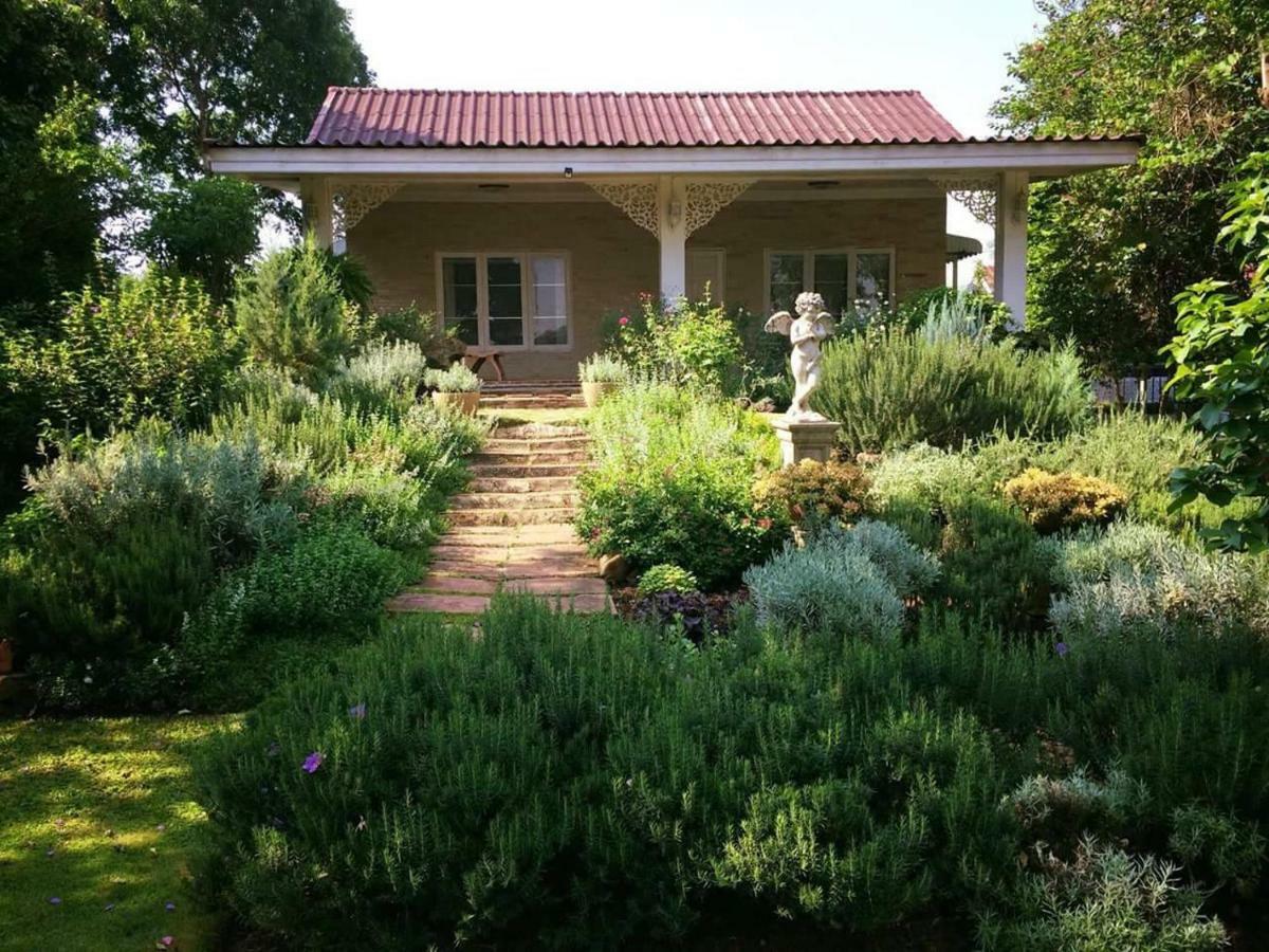 Rosemary House Villa Pak Chong Exterior foto